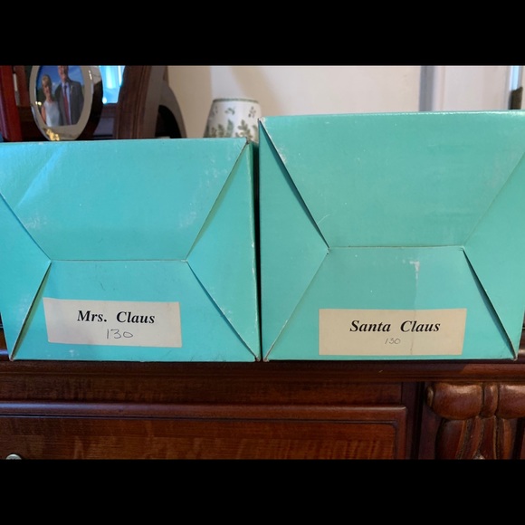 SANTA & MRS CLAUS BOBBING HEAD NODDER MATCHED SET - Picture 9 of 12